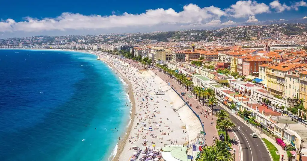 Baia degli Angeli e Promenade des Anglais a Nizza