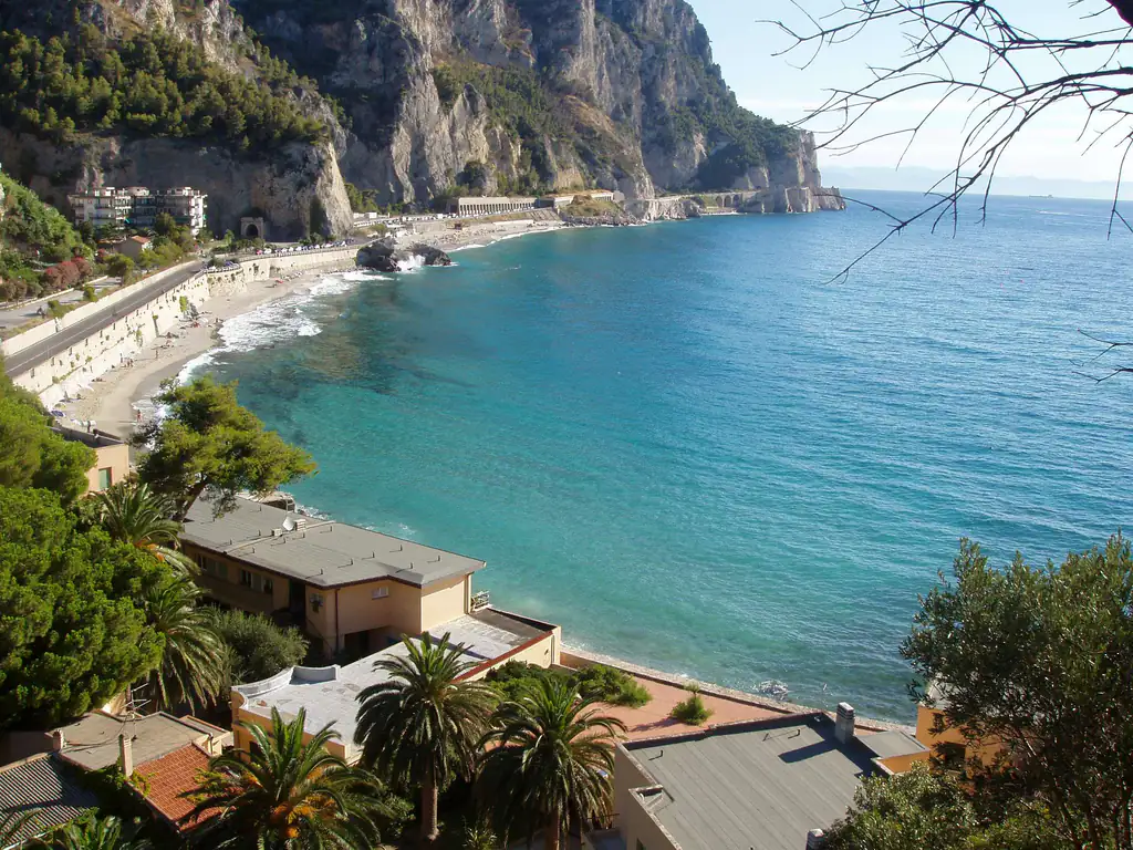 Baia dei Saraceni a Varigotti