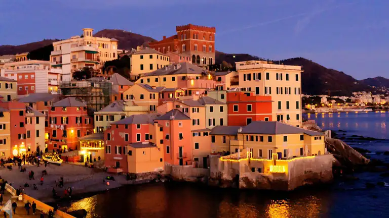 Case colorate di Boccadasse al tramonto
