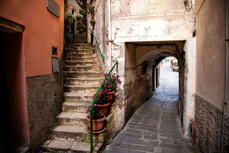 Steps and archway in the historic centre of Riomaggiore