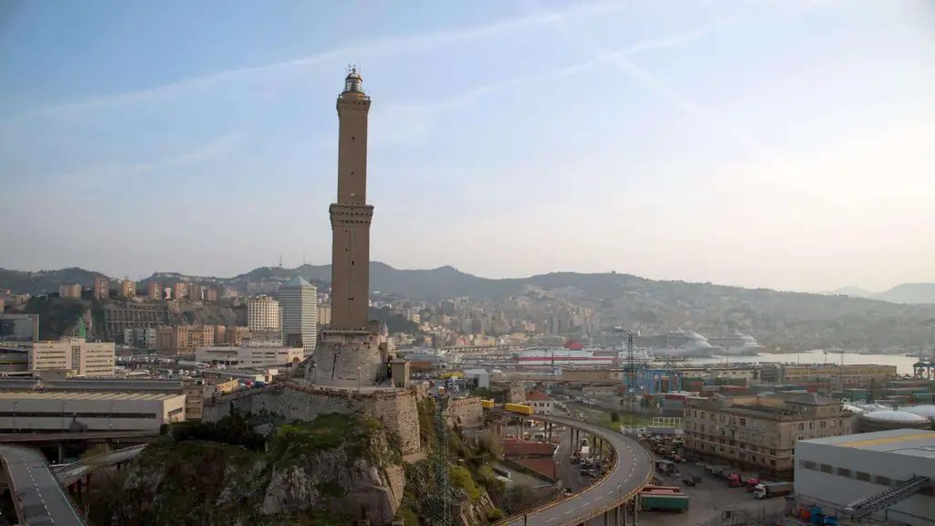 La Lanterna, il faro simbolo di Genova