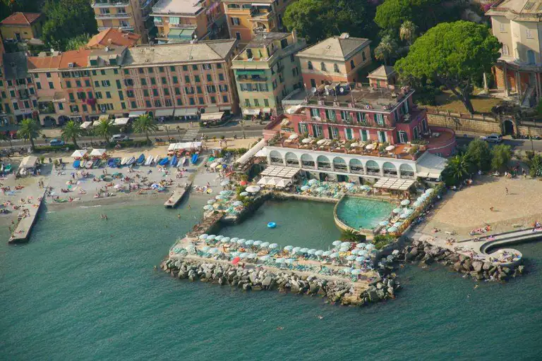 Hotel Helios e il porto di Santa Margherita Ligure dall'alto