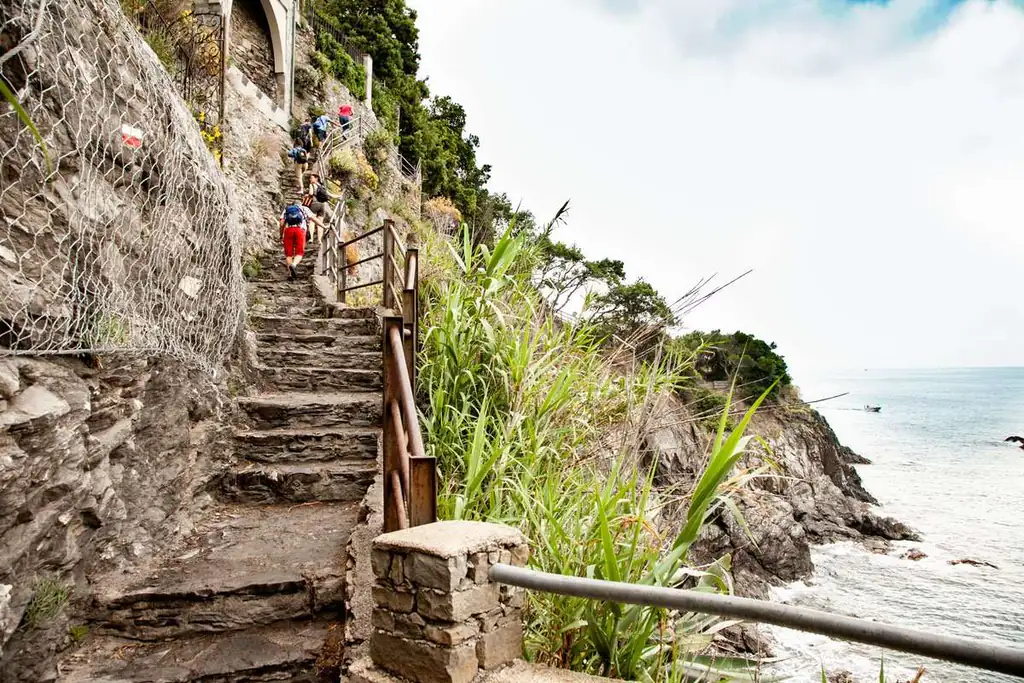 Scalini del Sentiero Azzurro tra Monterosso e Vernazza