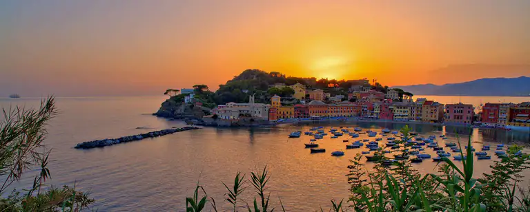 Penisola di Sestri Levante al tramonto