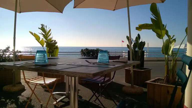 Terrasse vue mer de l'Agua Bistrot à Bordighera