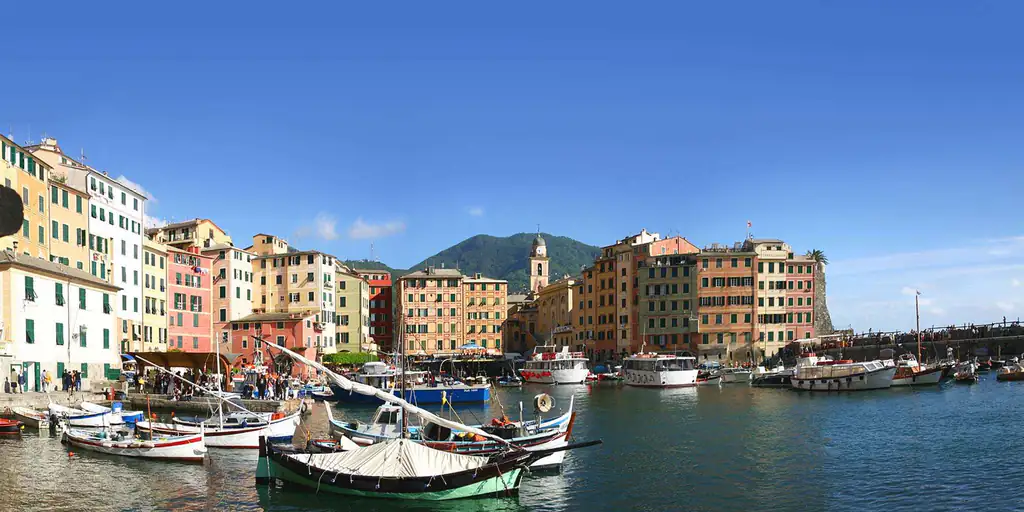 Porto di Camogli, Riviera di Levante