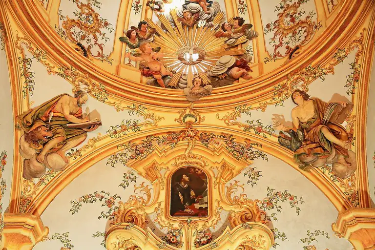 Decorazioni barocche della Cappella Sistina di Savona