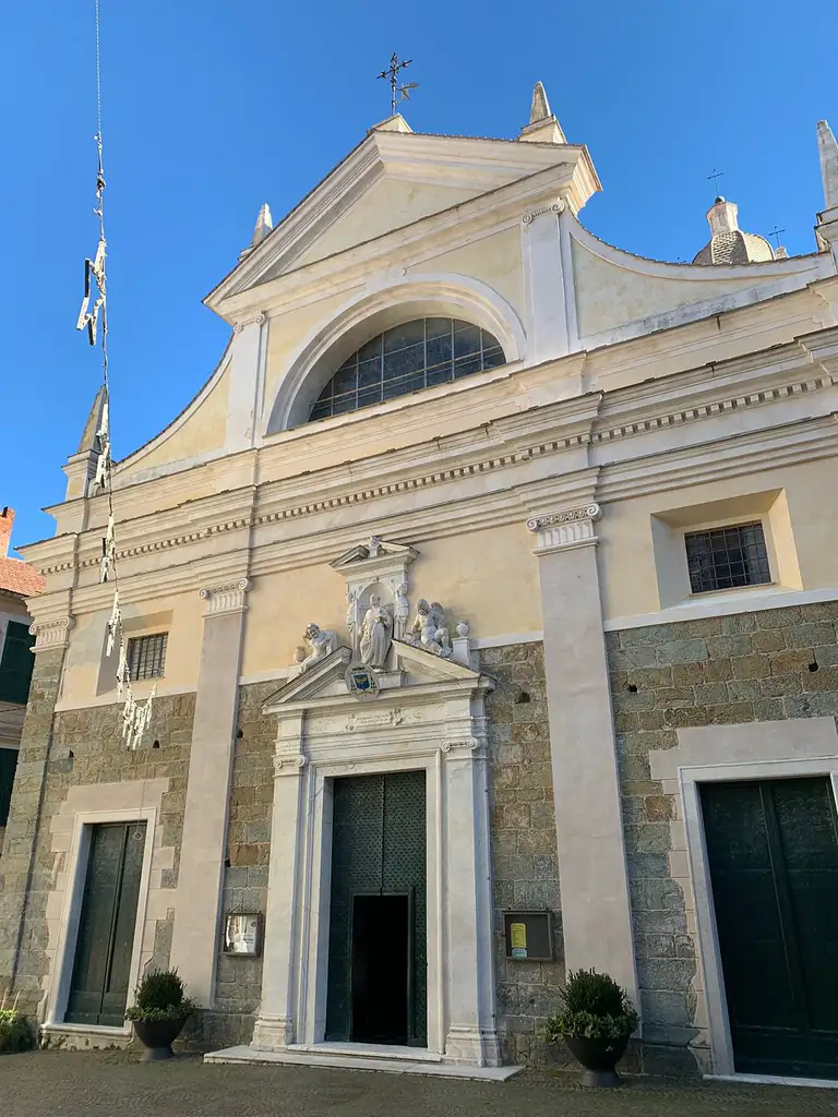 Cattedrale di San Pietro a Noli