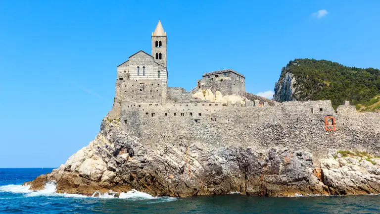 Chiesa di San Pietro sul promontorio di Portovenere