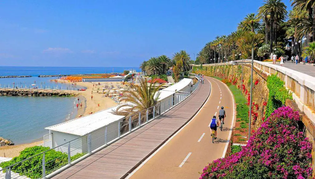 Pista ciclabile del Ponente ligure lungo il mare