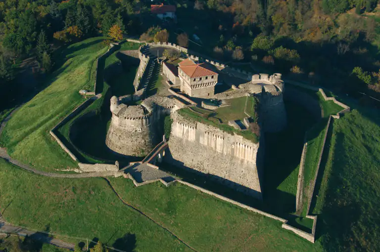 Fortezza di Sarzanello vista dall'alto