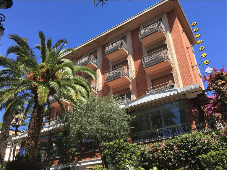 Hotel Astoria tra le palme a Bordighera