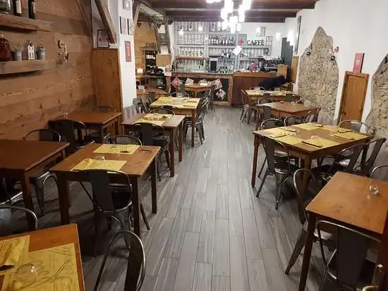 Salle du restaurant La Diavolina à Bordighera