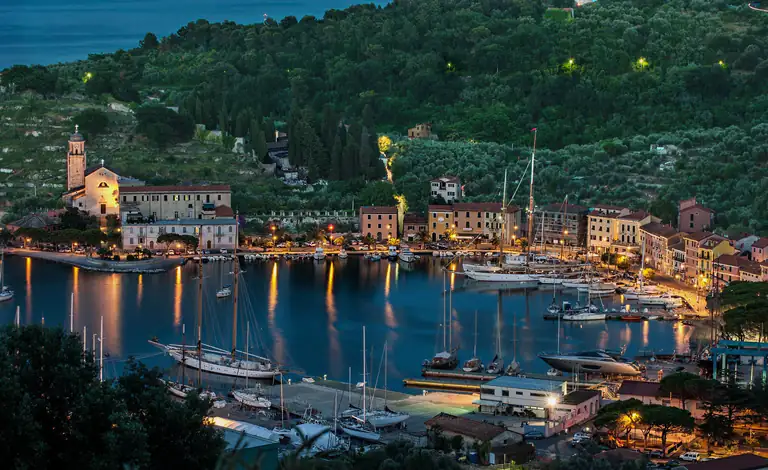 Porto di Le Grazie nel golfo di Portovenere