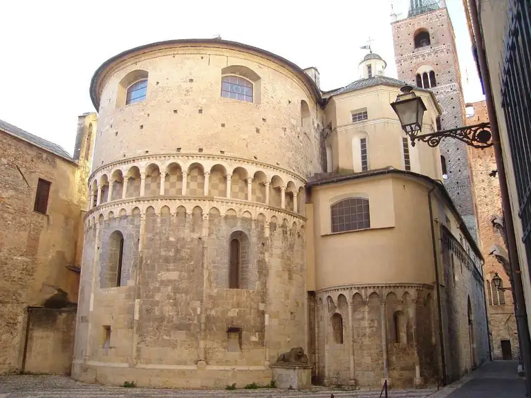 Abside della cattedrale e Museo Diocesano di Albenga