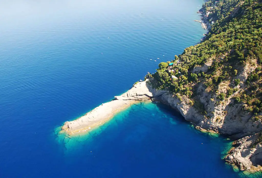 Punta Chiappa von oben