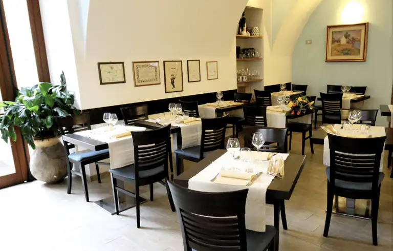 Salle du restaurant Stella à Bordighera