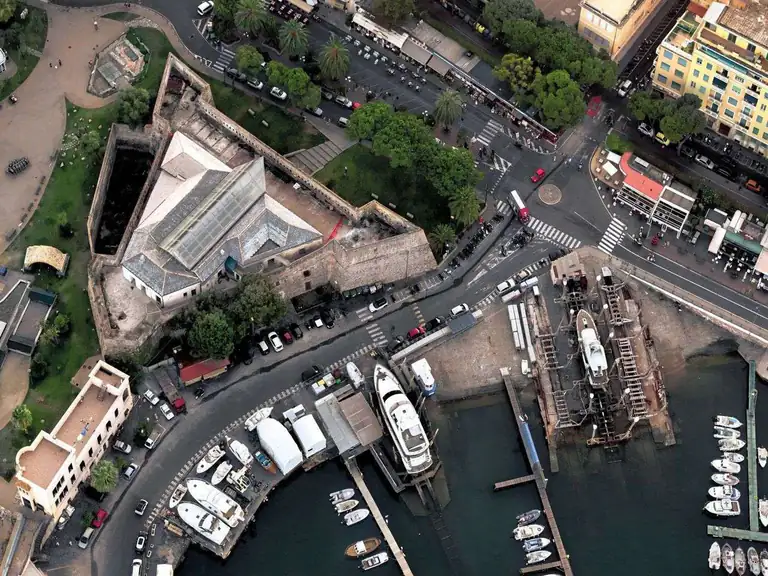 Forte di Santa Tecla e porto di Sanremo dall'alto