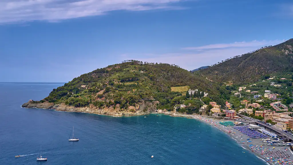 Bonassola beach