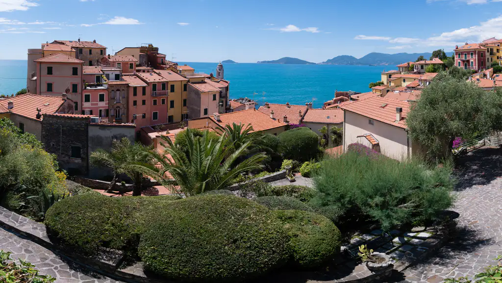 Case colorate e giardini di Tellaro