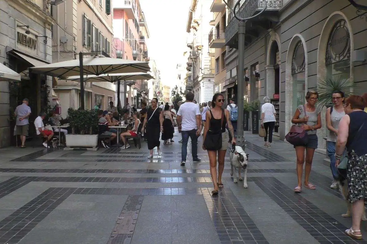 Via Matteotti, la via dello shopping di Sanremo