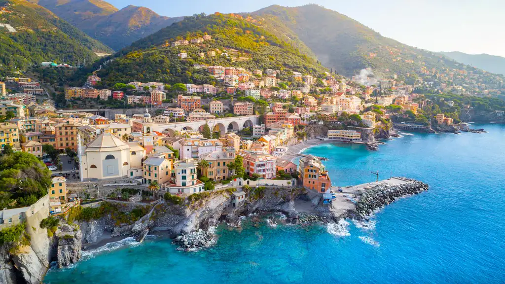 Bogliasco e la costa vista dall'alto