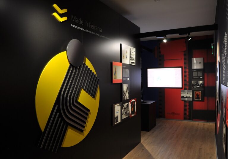 La sala dei prodotti al Ferrania Film Museum