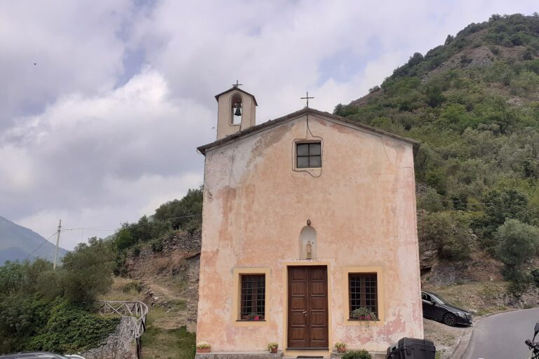 La cappella di Santa Lucia a Colletta di Castelbianco