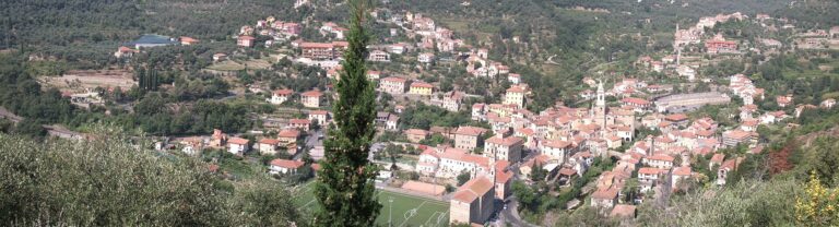 Dolcedo vista dall'alto