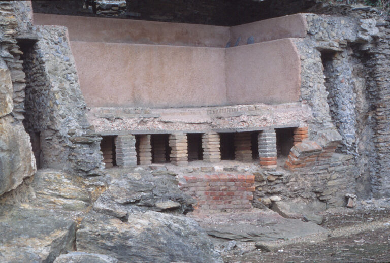 Il calidario della villa romana di Bocca di Magra