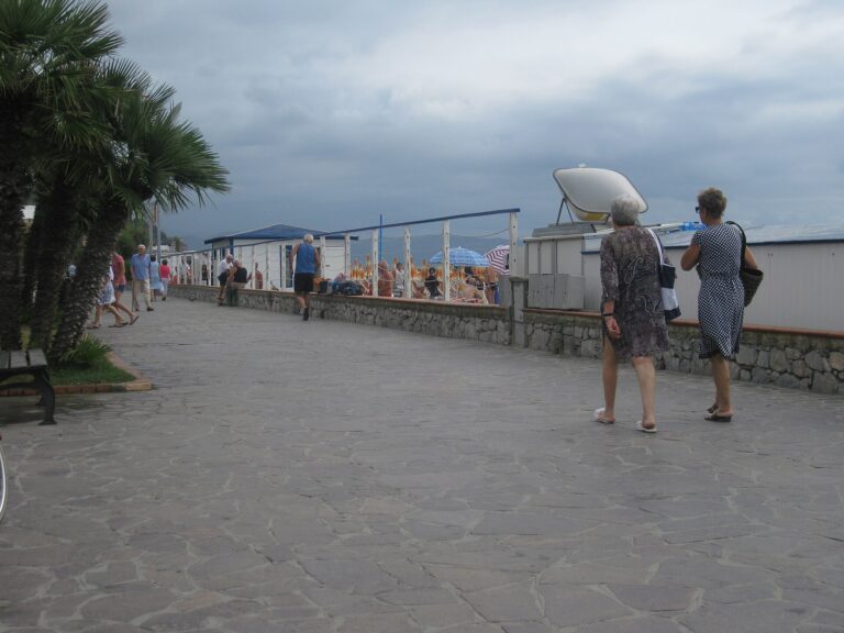 Il lungomare Armando Diaz a Ceriale
