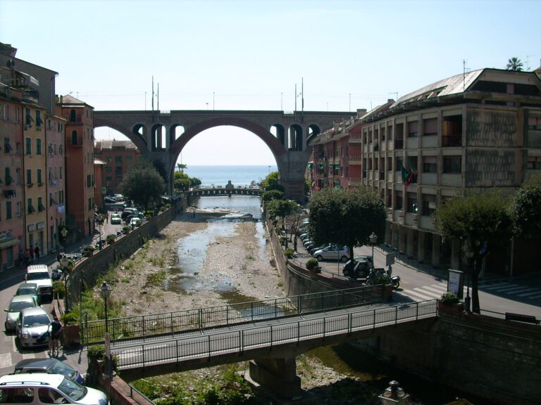 Il torrente Sori e i ponti nel centro