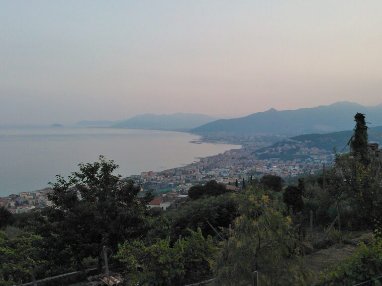 La costa da Verezzi verso Borgio