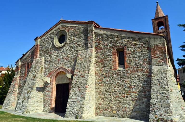 La chiesa romanica di Santa Maria extra muros a Millesimo