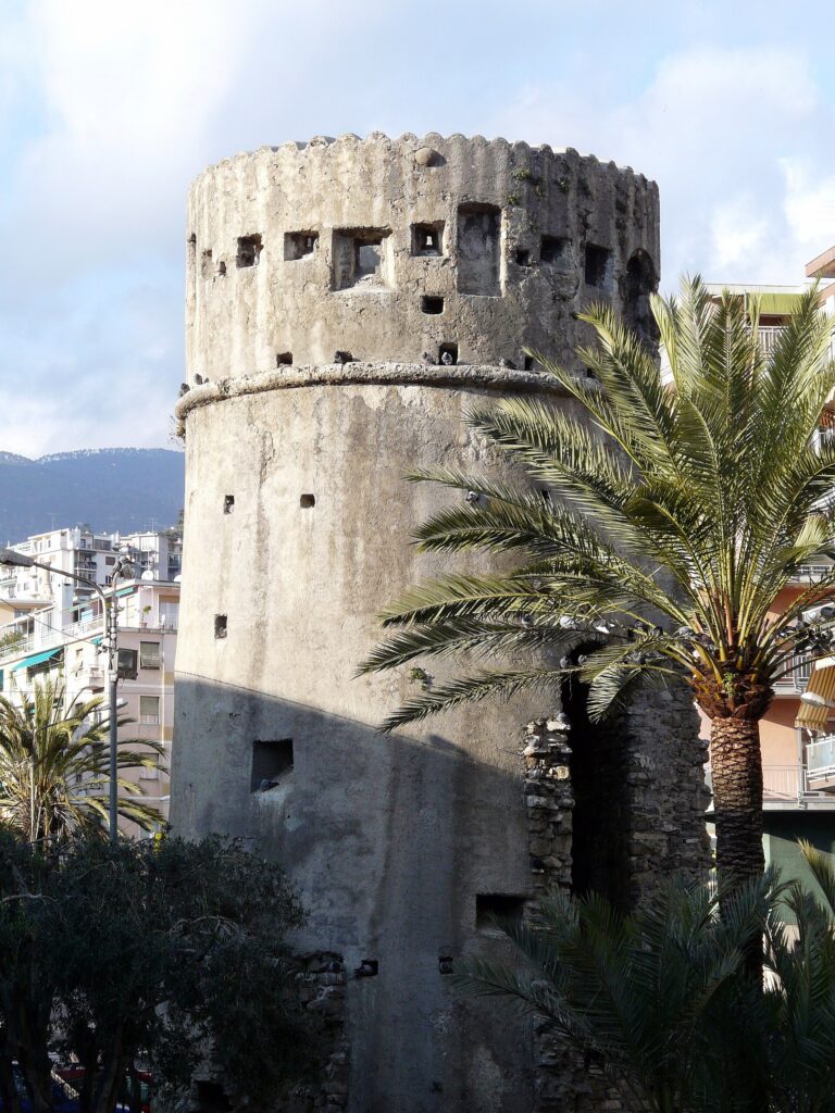 La Torre Saracena (torre della Ciapèla) a Sanremo