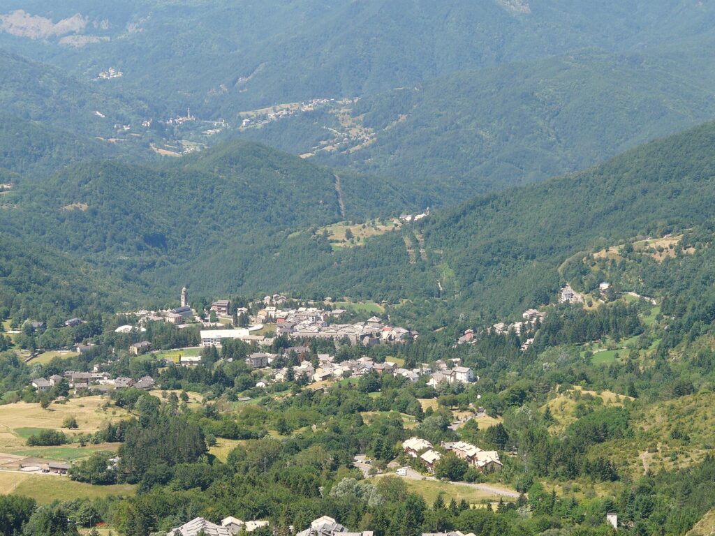 Santo Stefano d'Aveto e la Val d'Aveto viste dall'alto