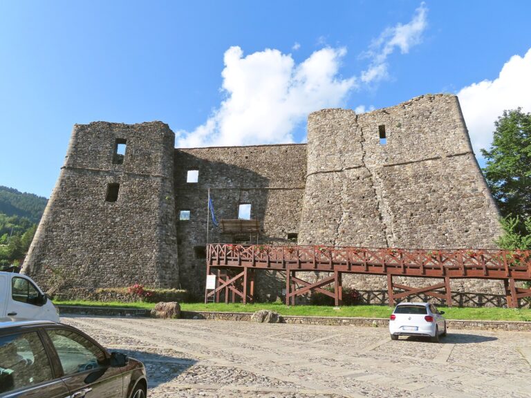 Il castello Malaspina-Fieschi-Doria di Santo Stefano d'Aveto
