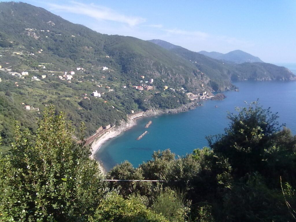 Una baia della costa di Framura